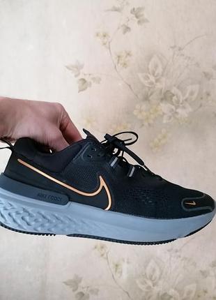 Nike react miler 2 black metallic gold на стопу 30 см (артикул cw7121-005).
