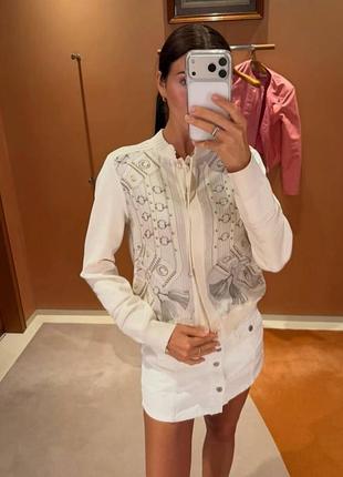 Кофта блуза hermes біла з сірим принтом ерме