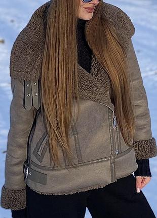 Жіноча дублянка zara