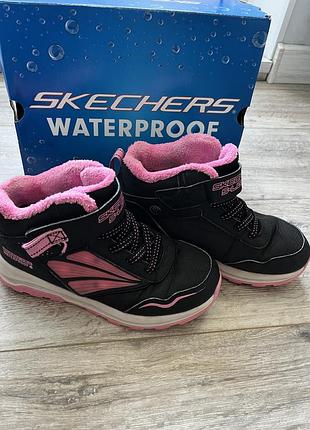 Ботинки ckechers waterproof 35 розмір , для дівчинки
