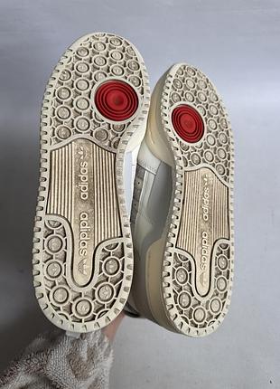 Шкіряні кросівки adidas 5