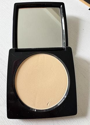 Пудра bobbi brown sheer finish pressed powder pale yellow 9 г