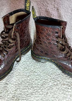 Черевики жіночі dr. martens коричневі