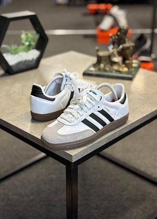 Оригінальні кросівки adidas samba