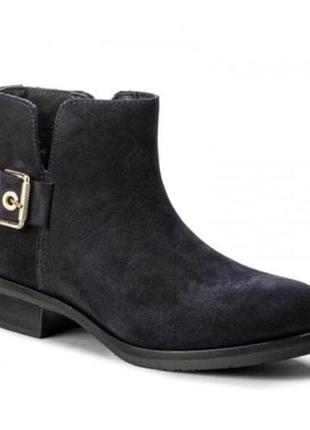 Tommy hilfiger,  замшеві ботінки черевики відомого бренду, р40(26см), оригінал.