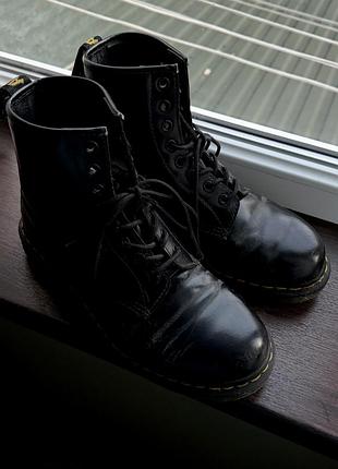 Черевики dr. martens чорні