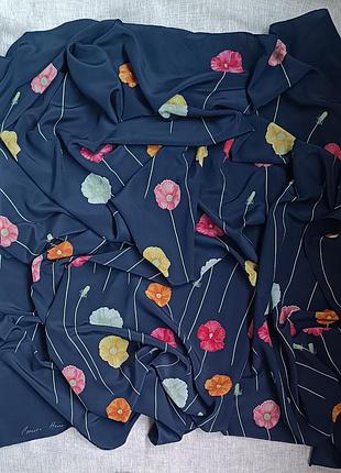 Шикарный шелковый платок от fabric frontline zurich от художницы cornelia hesse-honegger.