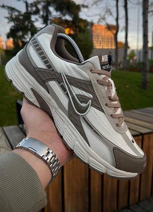 Термо кросівки nike initiator 7