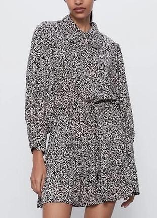 Коротка сукня жіноча zara з квітковим принтом xs