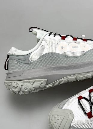 Nike acg mountain fly 2 low white grey 3