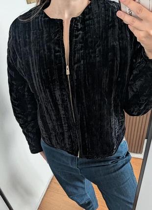Куртка жіноча zara чорна вельветова на блискавці