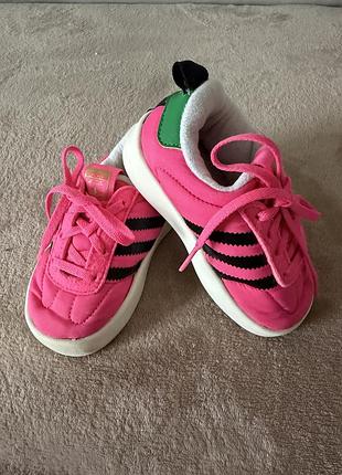 Кросівки для дітей adidas рожеві