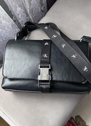 Сумка жіноча calvin klein jeans чорна