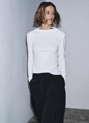 Жіночий лонгслів zara білий