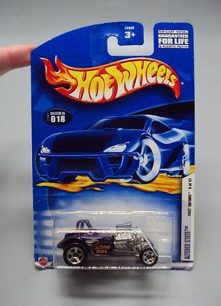 Машинка модель автомобіль hot wheels 2002 №018 altered state mattel №19078с