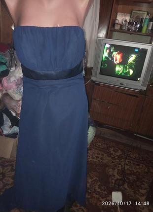Коктелтное платье асимметрия .