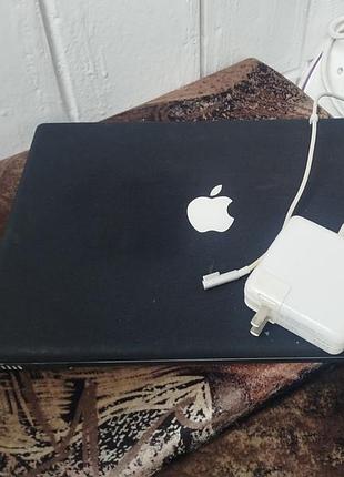 Ноутбук apple macbook