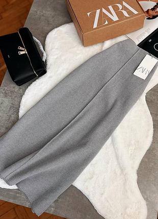 Тепла, мʼяка спідниця міді zara🤍