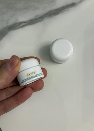 Культовий продукт від la mer — легкий зволожувальний крем для обличчя the moisturizing soft cream