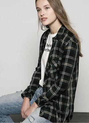 Картата зелена сорочка bershka