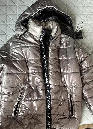 Шикарный пуховик moncler