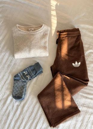 Спортивні штани жіночі adidas теплі вʼязані трикотажні з вовною
