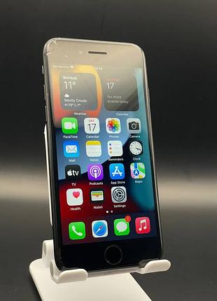 Продам iphone 7 32 gb (black / чорний)