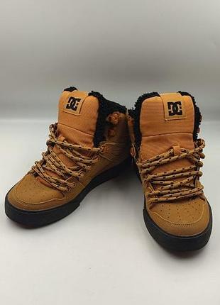 Высокие зимние кроссовки-ботинки dc shoes pure high-top wc wnt размер eu 38-39