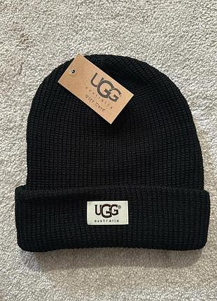 Шапка  ugg в'язана 8