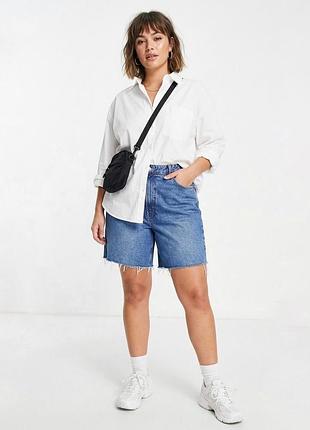 Джинсовые шорты bershka с высокой посадкой и бахромой / xl