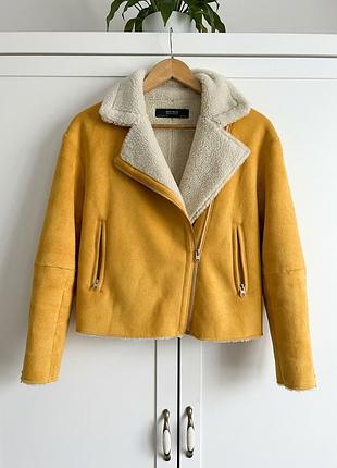 Дублянка жіноча zara гірчична зі штучної замші та хутра