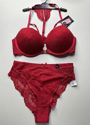 Бюстгальтер  мереживний пуш-ап  з портопеєю та камінцями hunkemoller - 80b