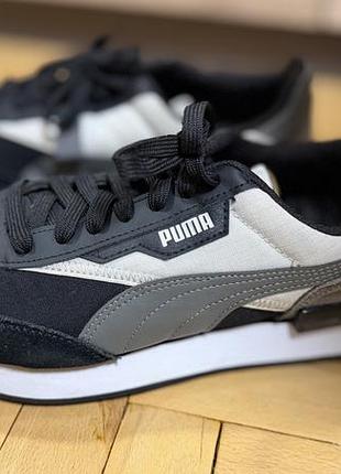 Кросівки puma чоловічі чорно-білі