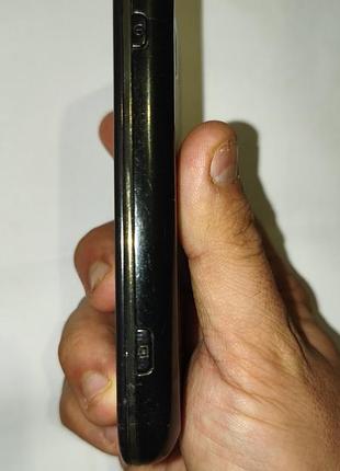 Мобільний телефон samsung s5250 4