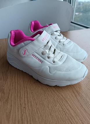 Кросівки для дівчинки skechers білі з рожевим, розмір 35