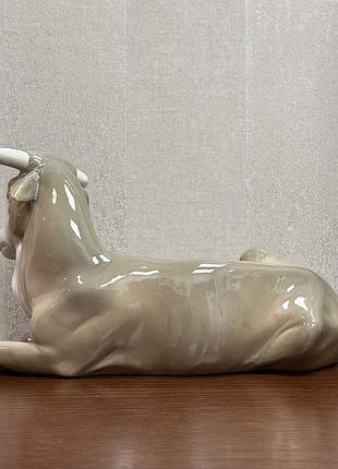 Фарфоровая статуэтка lladro «бык». 4