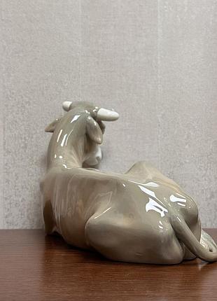 Фарфоровая статуэтка lladro «бык». 5