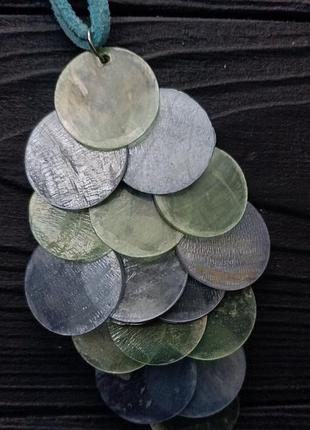 Ожерелье с каскадным кулоном green shell 3
