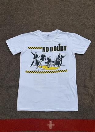 Футболка no doubt