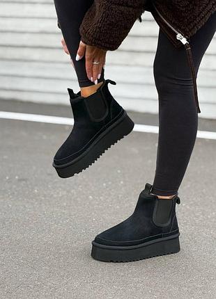 Угги жіночі на платформі з натуральної замші