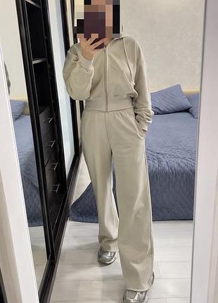 Жіночий спортивний костюм acne studios бежевий розмір m