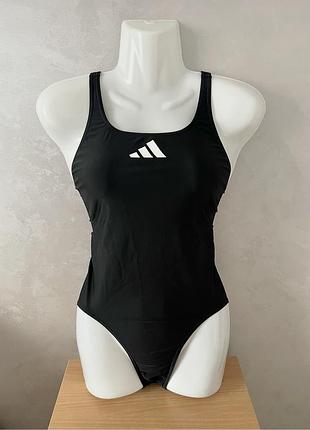 Adidas оригінал чудовий купальник для басейну
