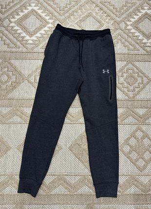 Чоловічі спортивні штани under armour
