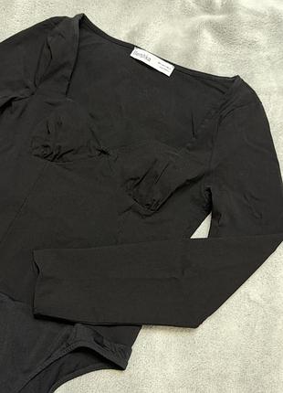 Жіноче боді bershka чорне з довгим рукавом