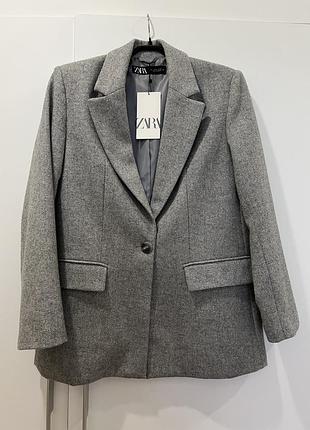 Zara жіночий блейзер