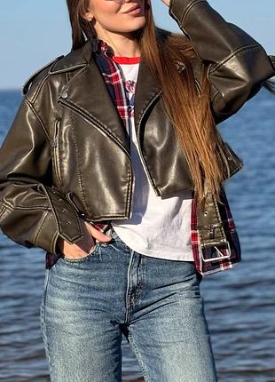 Трендова  жіноча шкірянка zara