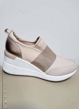 Жіночі осінні стікерси aldo