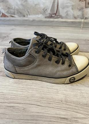 Оригінальні кеди ugg australia