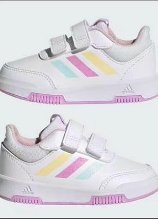Стильные кроссовки adidas tensaur