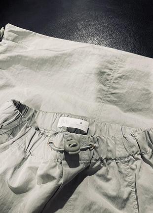 Жіноча спідниця zara ніжно зелена